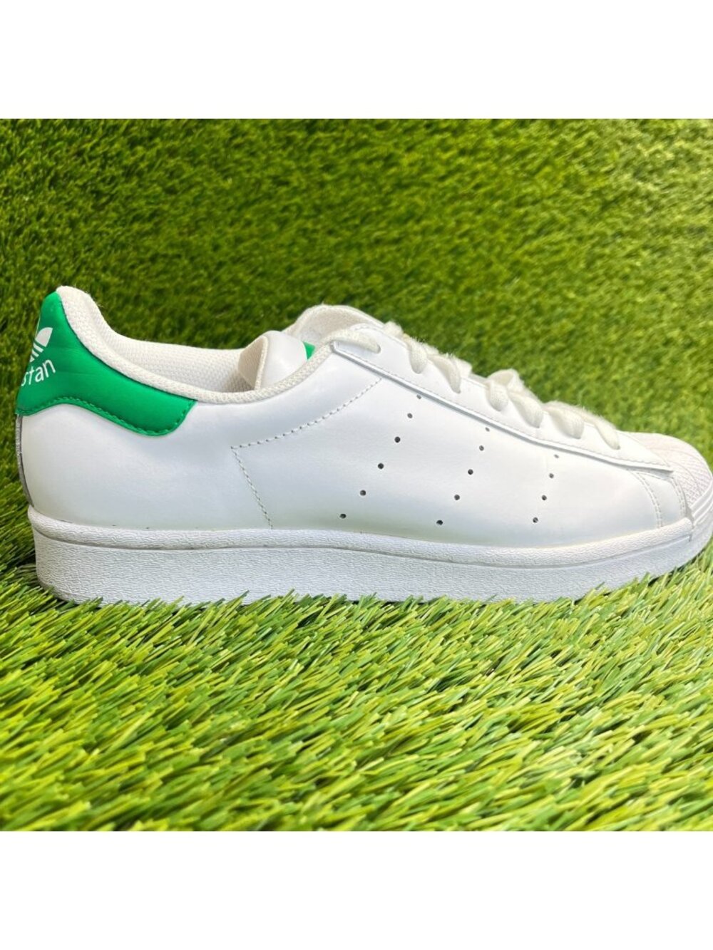 Adidas Superstar Stan Smith Boys Size 7Y White Athletic Leather Shoes Sneakers